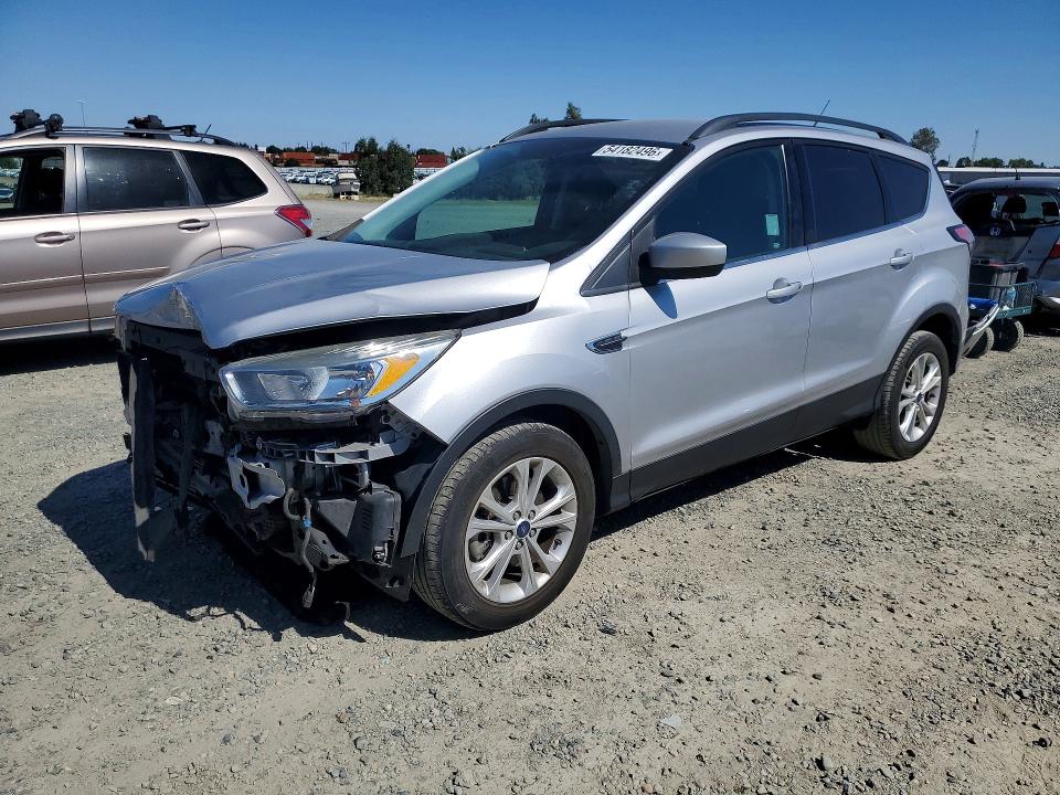 2018 FORD ESCAPE — VIN 1FMCU0G91JUB49092