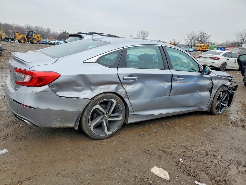 1HGCV1F30JA175643