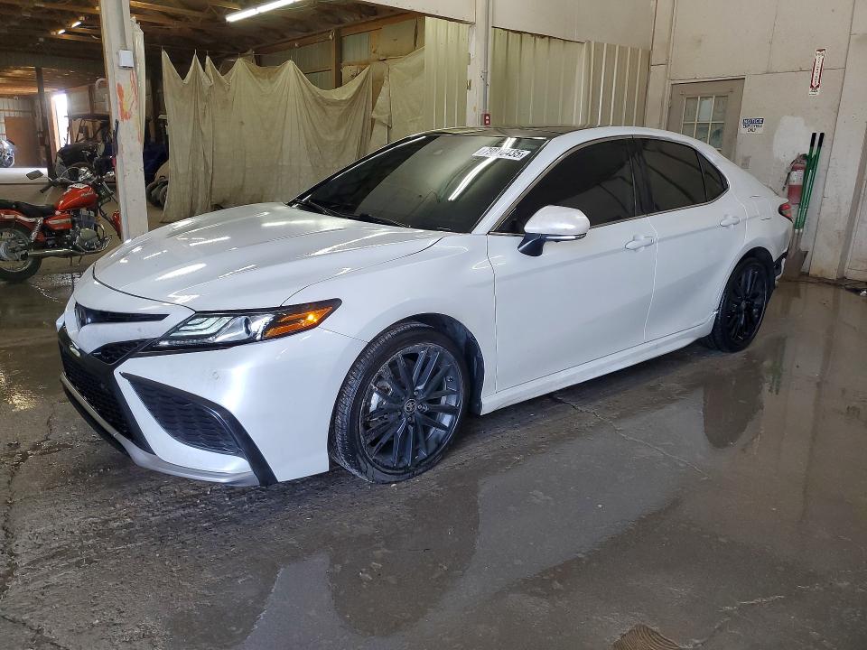 2022 TOYOTA CAMRY — VIN 4T1K61AK0NU700142
