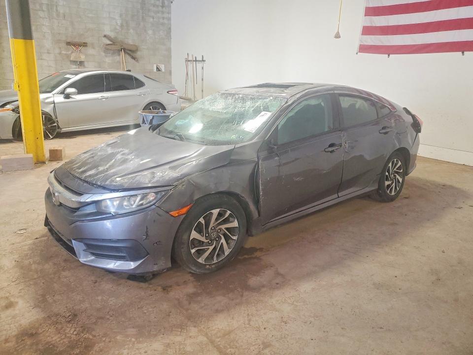 2016 HONDA CIVIC — VIN 2HGFC2F78GH577772