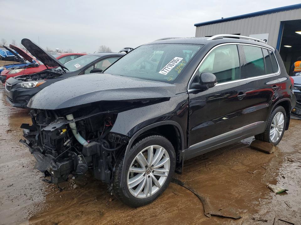 2016 VOLKSWAGEN TIGUAN — VIN WVGBV7AX4GW606404