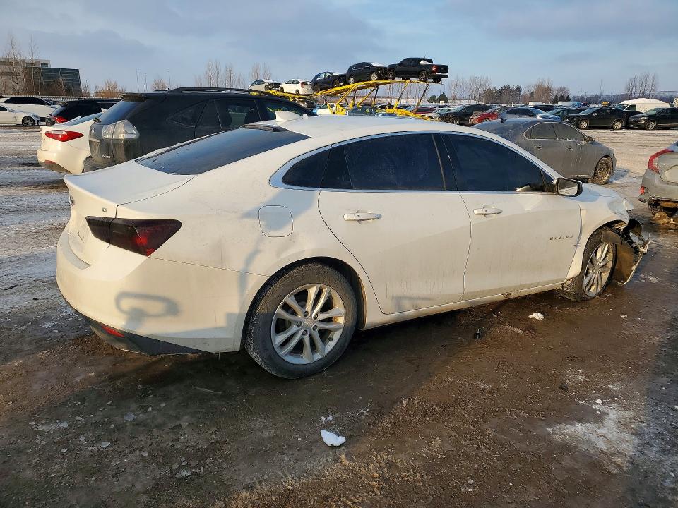 1G1ZD5ST0JF101899