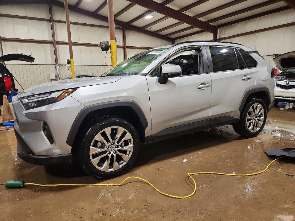 2025 TOYOTA RAV4 — VIN JTMA1RFV9SJ043838