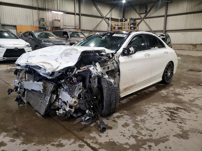 2015 MERCEDES-BENZ C — VIN 55SWF6GBXFU072402
