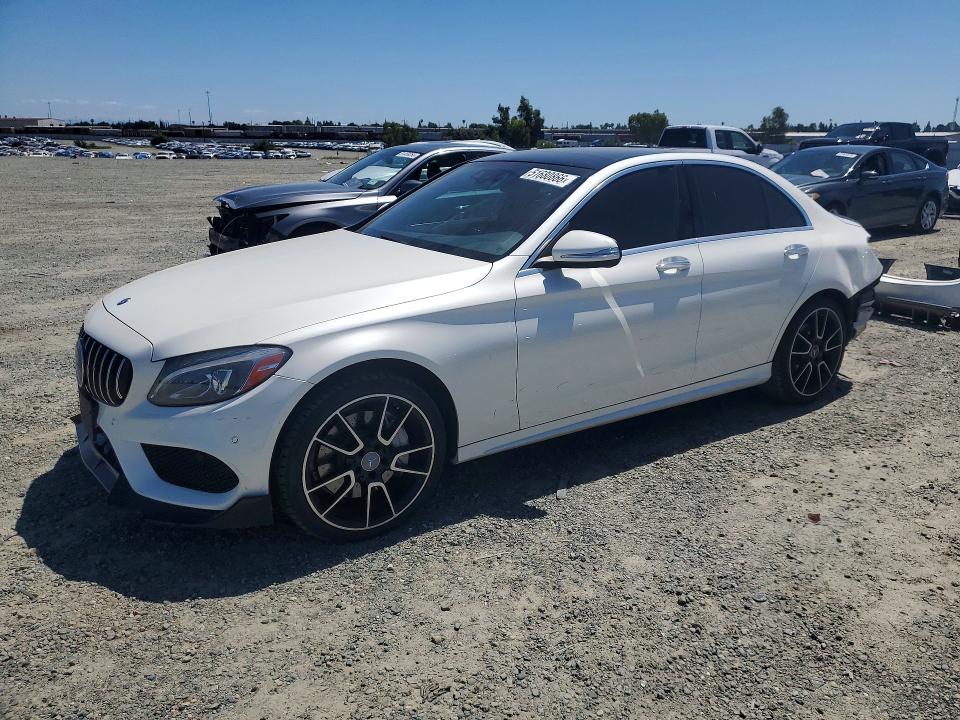 2015 MERCEDES-BENZ C — VIN 55SWF6GB5FU000216