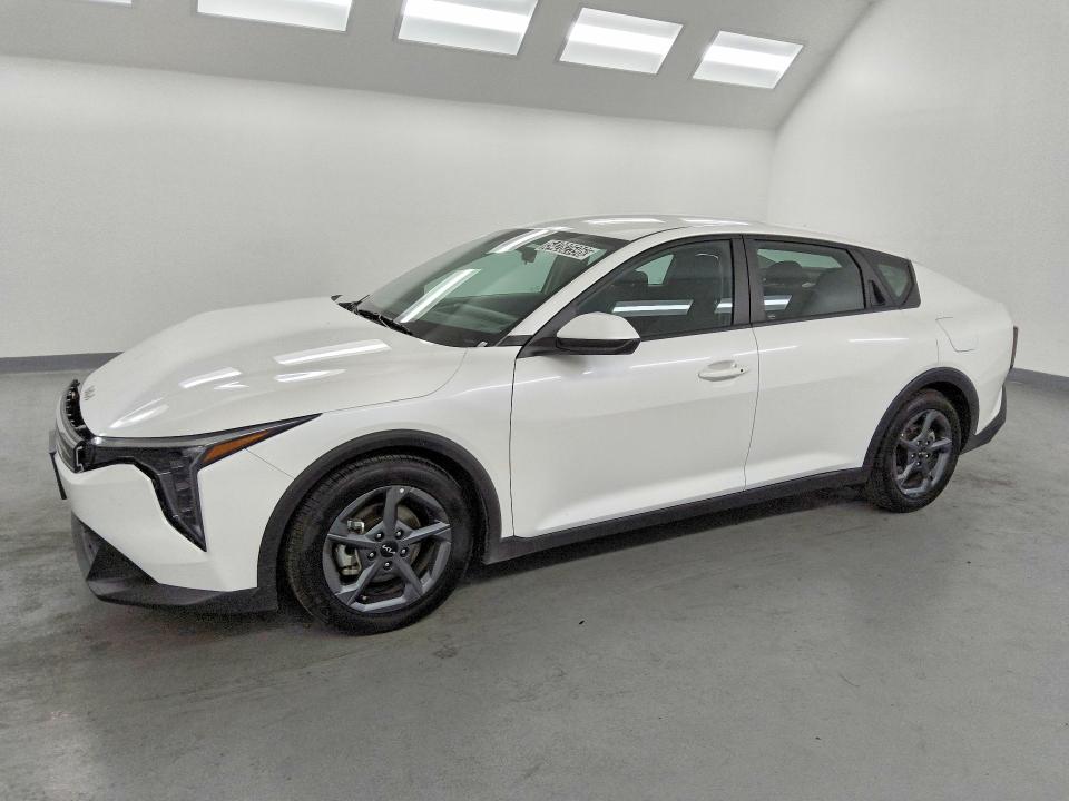 2025 KIA K4 — VIN 3KPFT4DE4SE084767