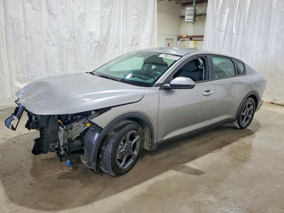 2026 KIA K4 — VIN 3KPFT4DE2TE254447