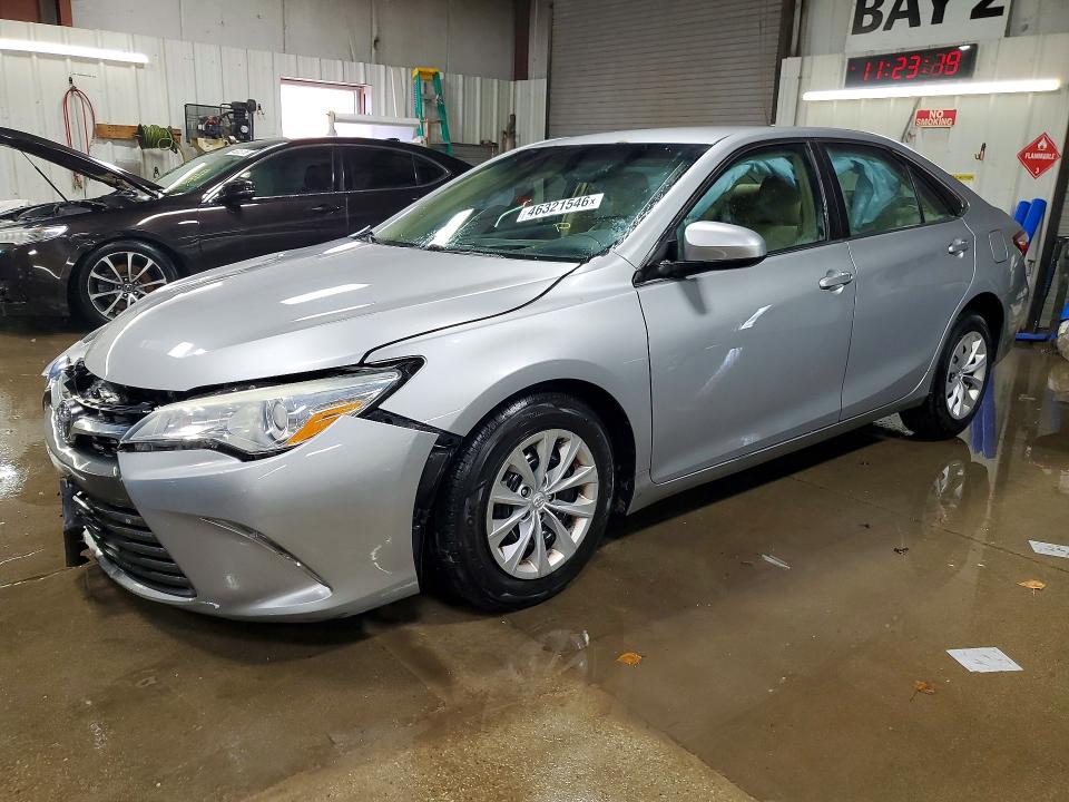 2016 TOYOTA CAMRY — VIN 4T4BF1FKXGR537498