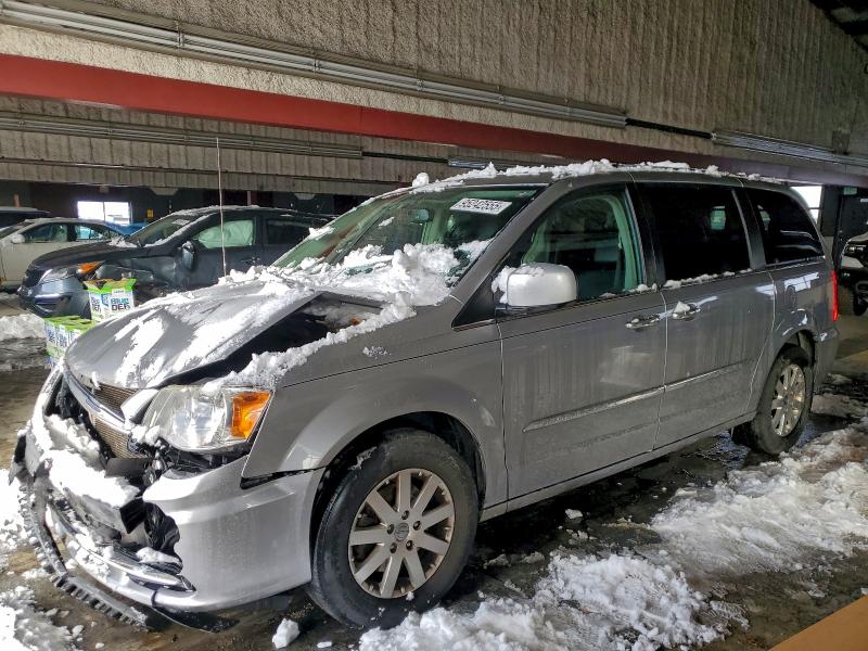 2016 CHRYSLER TOWN & COU — VIN 2C4RC1BG9GR261755