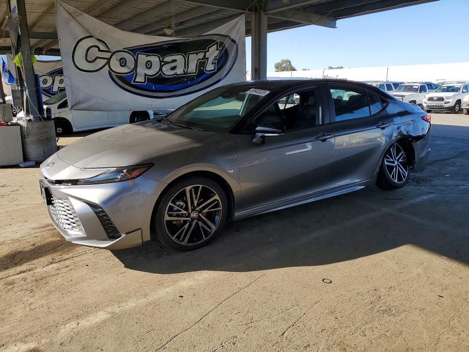 2025 TOYOTA CAMRY — VIN 4T1DAACK6SU527842