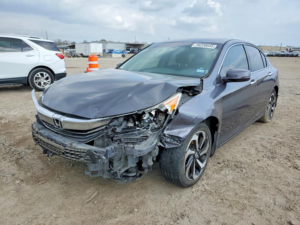 2016 HONDA ACCORD — VIN 1HGCR3F85GA000227