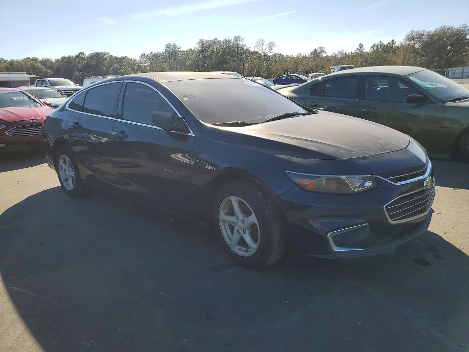 1G1ZB5ST9GF277560