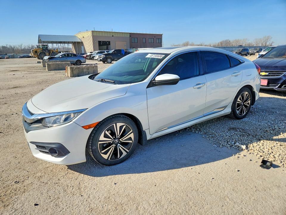 2016 HONDA CIVIC — VIN 19XFC1F30GE044624