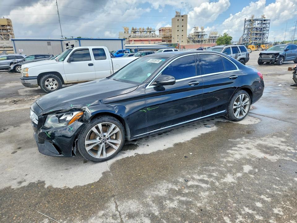 2018 MERCEDES-BENZ C — VIN 55SWF4JBXJU244322