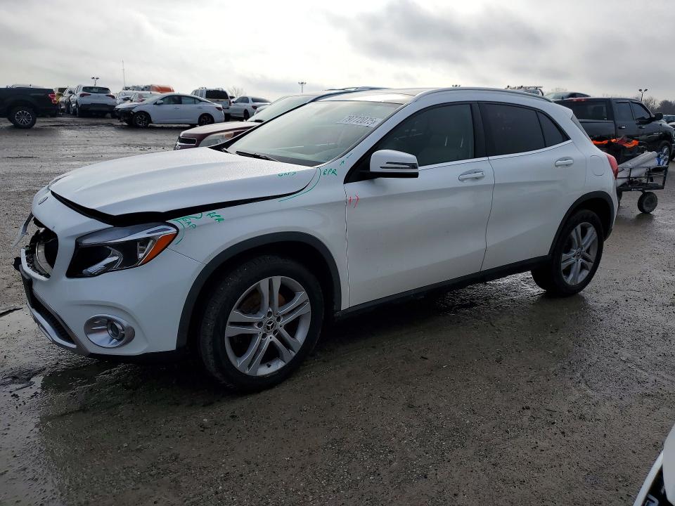 2018 MERCEDES-BENZ GLA — VIN WDCTG4GB6JJ495401