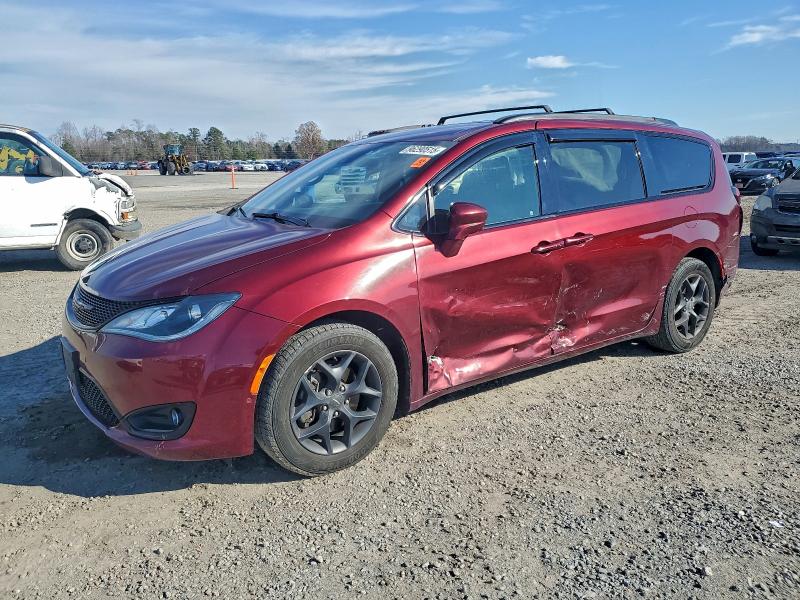 2020 CHRYSLER PACIFICA T — VIN 2C4RC1EG4LR102292