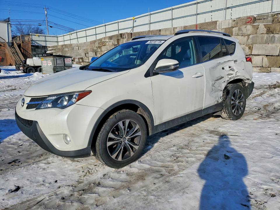 2015 TOYOTA RAV4 — VIN 2T3DFREV9FW367024
