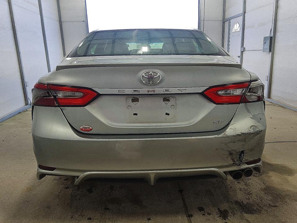 4T1B11HK4JU606831