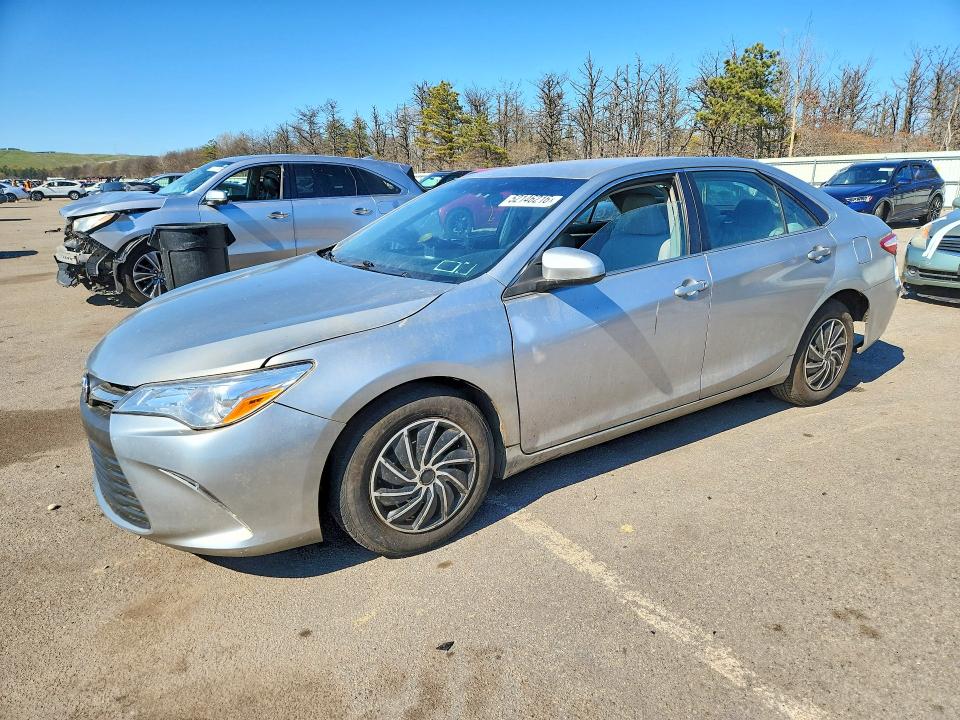 2017 TOYOTA CAMRY — VIN 4T1BF1FKXHU617721