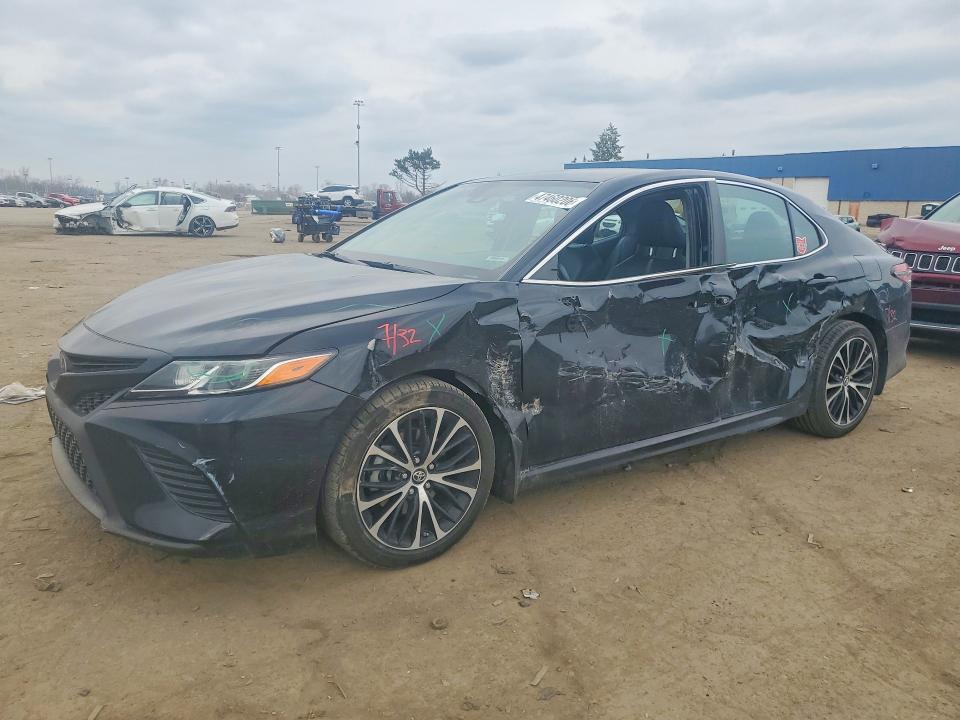 2019 TOYOTA CAMRY — VIN 4T1B11HK6KU261223