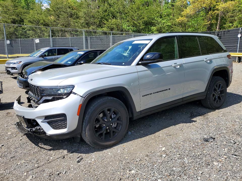 2024 JEEP GRAND CHEROKEE — VIN 1C4RJHAG9RC233126