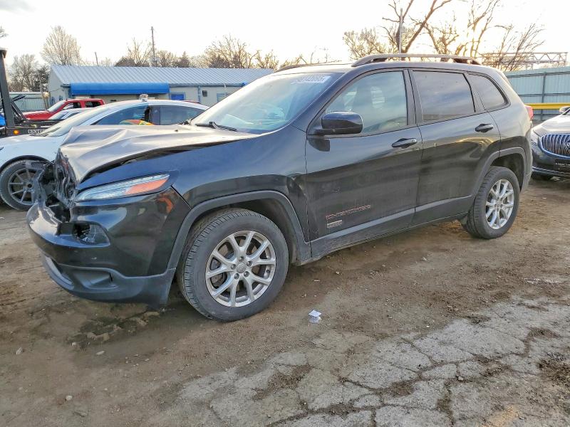2016 JEEP CHEROKEE — VIN 1C4PJLCB5GW312364