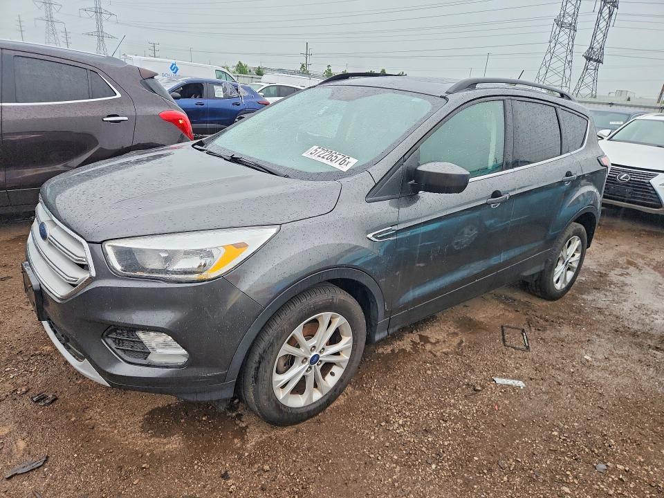 2018 FORD ESCAPE — VIN 1FMCU0GD2JUB06630