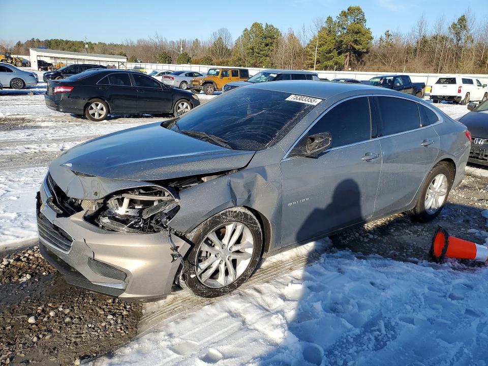 2018 CHEVROLET MALIBU — VIN 1G1ZD5ST2JF142101