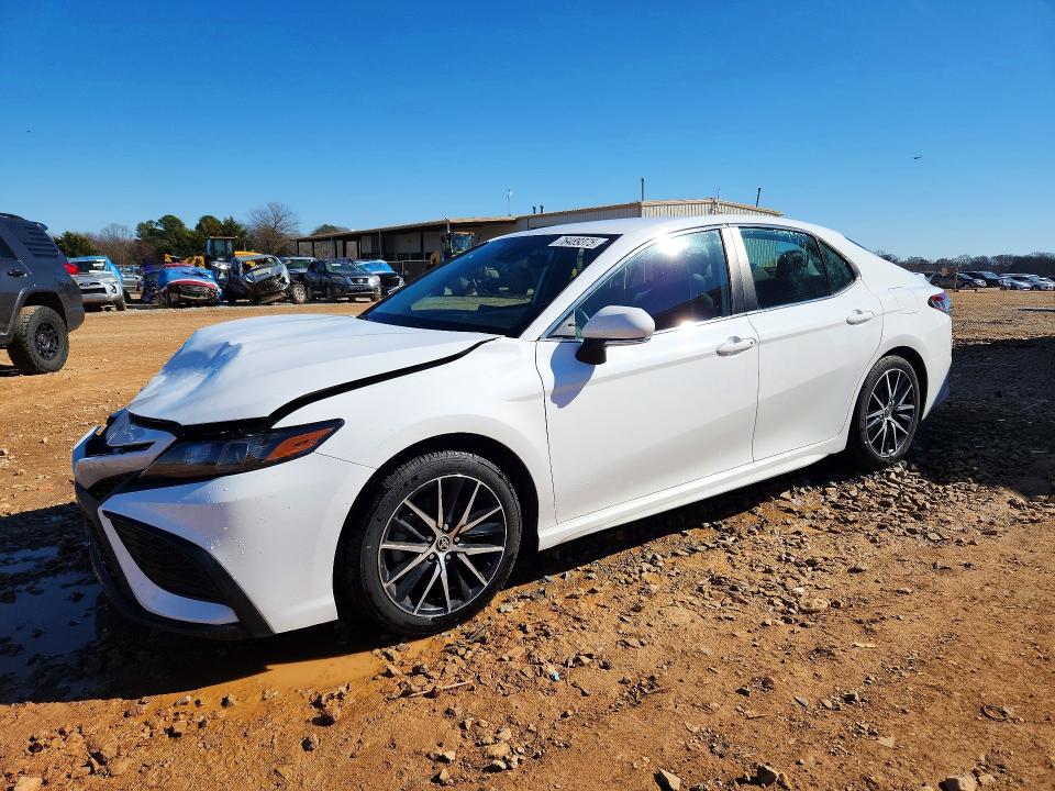 2022 TOYOTA CAMRY — VIN 4T1G11AK8NU632452