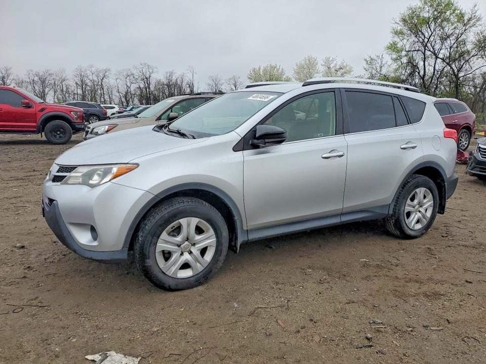 2015 TOYOTA RAV4 — VIN JTMZFREVXFD055362