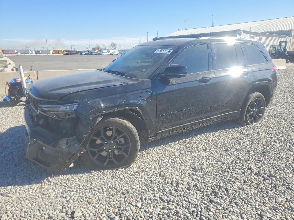 2025 JEEP GRAND CHEROKEE — VIN 1C4RJYB67S8656558