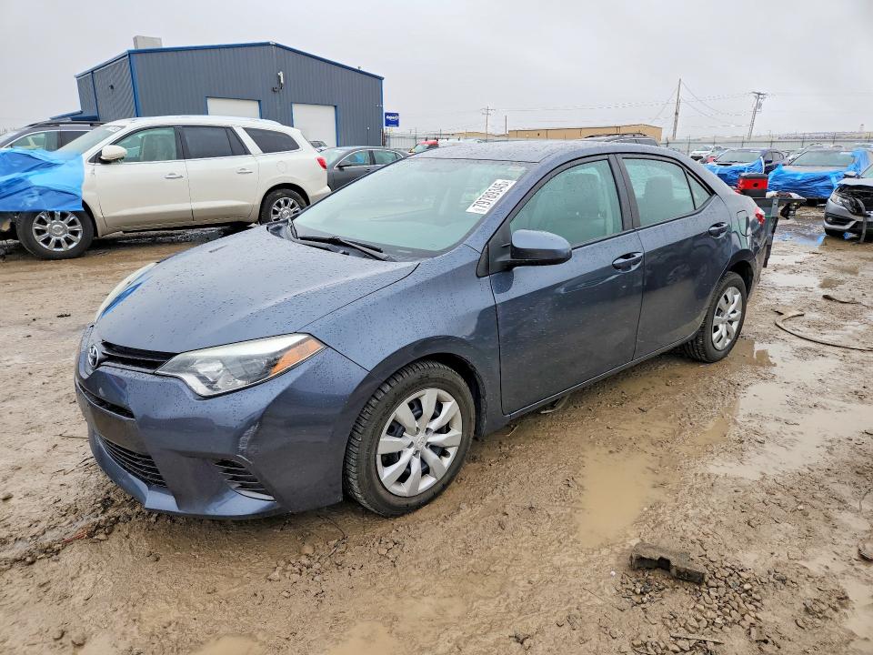 2015 TOYOTA COROLLA — VIN 5YFBURHE2FP332876