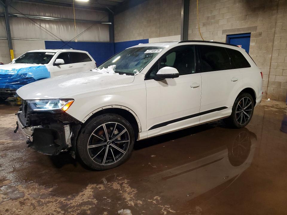 2020 AUDI Q7 — VIN WA1LXAF74LD012775
