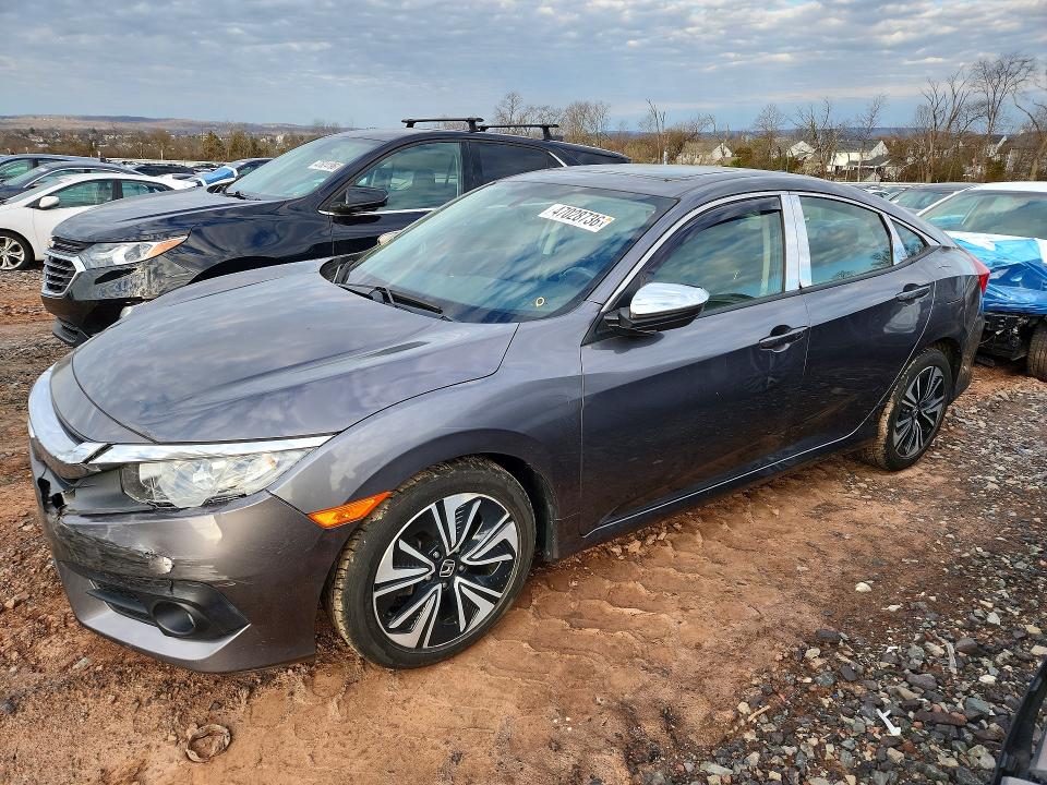 2018 HONDA CIVIC — VIN JHMFC1F78JX027000