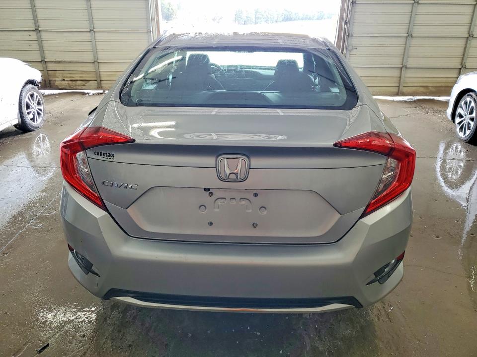 19XFC2F62KE015635