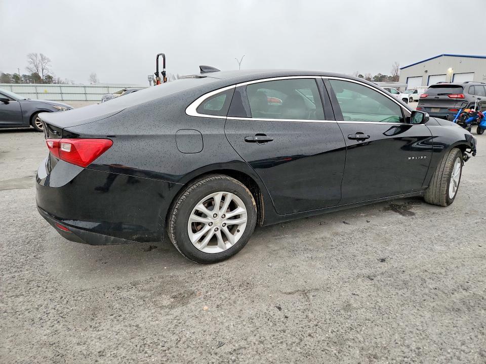 1G1ZD5ST4JF166240