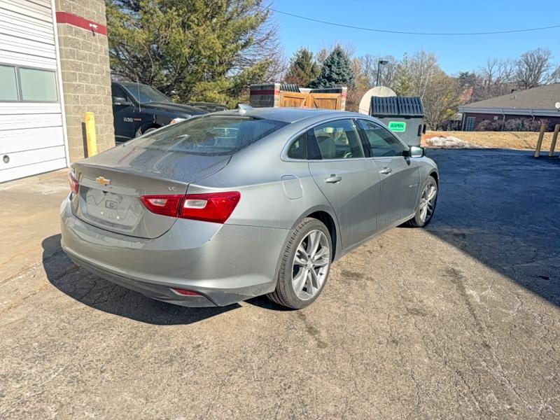 1G1ZD5ST2PF234284