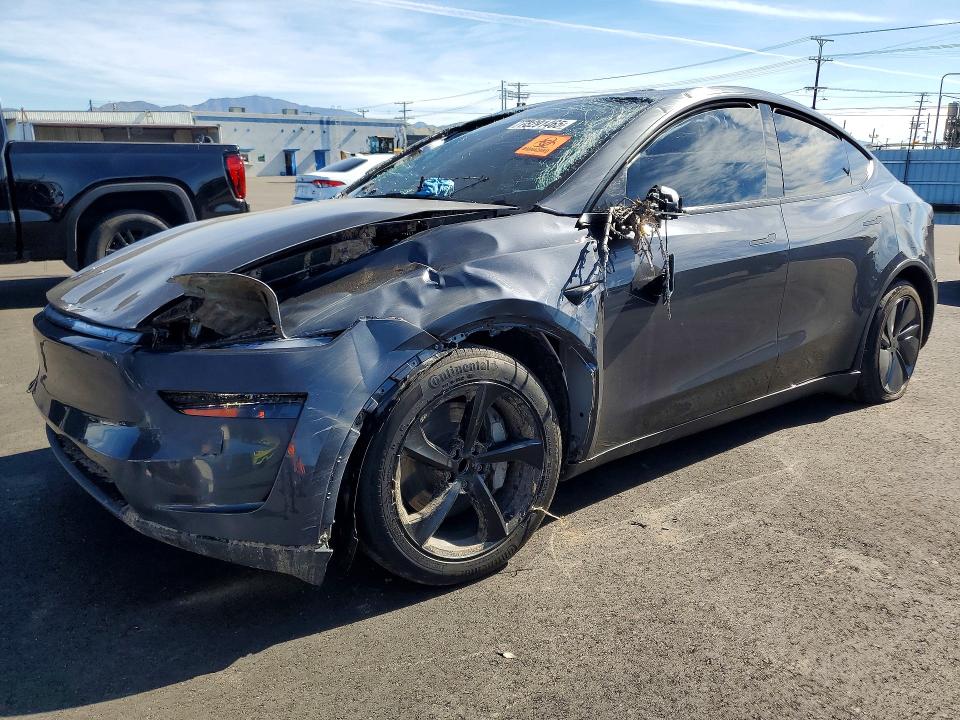 2026 TESLA MODEL Y — VIN 7SAYGDED3TF389081