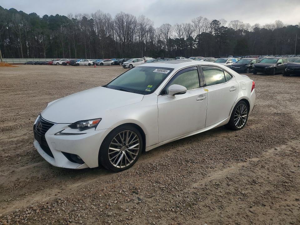 2016 LEXUS IS 300 — VIN JTHCM1D23G5001108