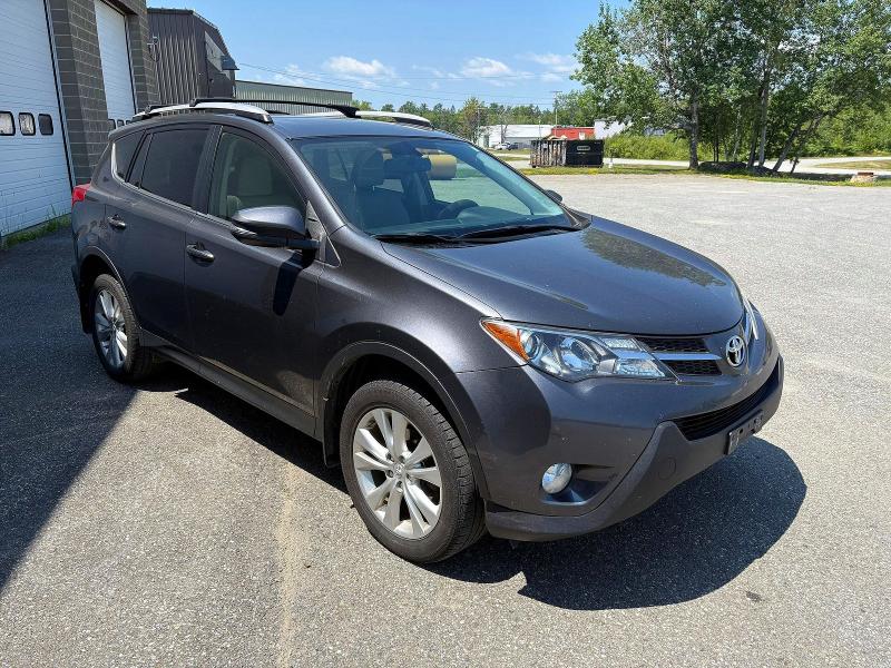 2015 TOYOTA RAV4 — VIN JTMDFREV7FD117097