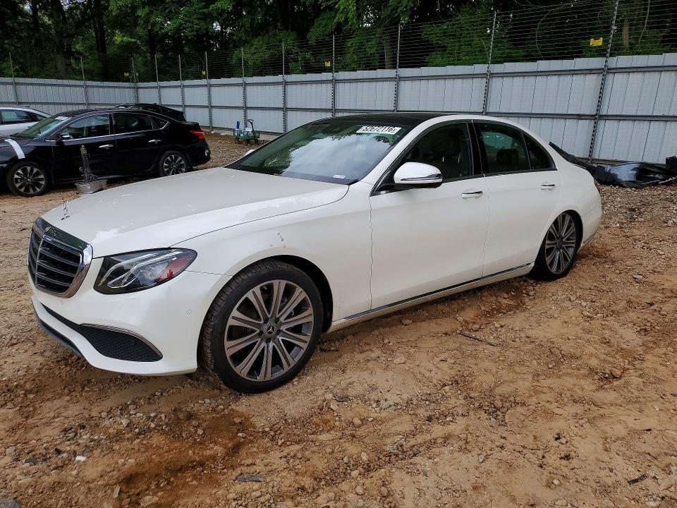 2018 MERCEDES-BENZ E — VIN WDDZF4KB4JA463434