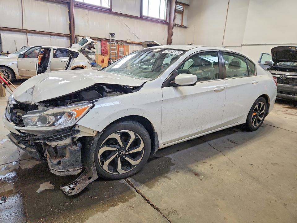 2017 HONDA ACCORD — VIN 1HGCR2F36HA810384