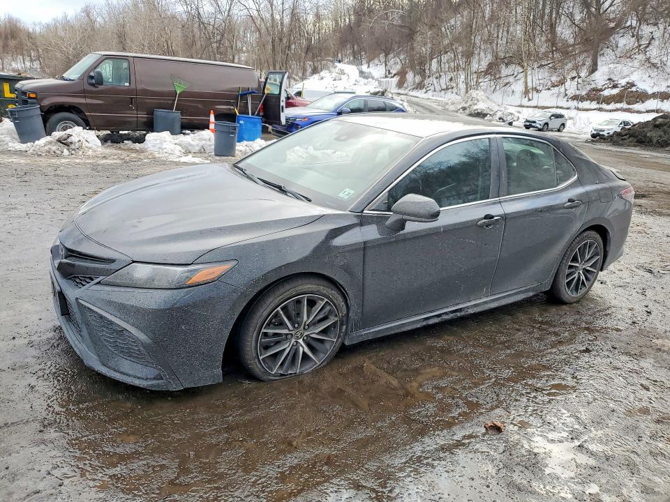2021 TOYOTA CAMRY — VIN 4T1G11BK3MU030989