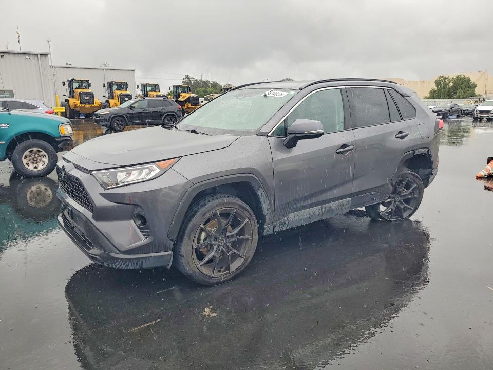 2021 TOYOTA RAV4 — VIN 2T3P1RFV3MC211294