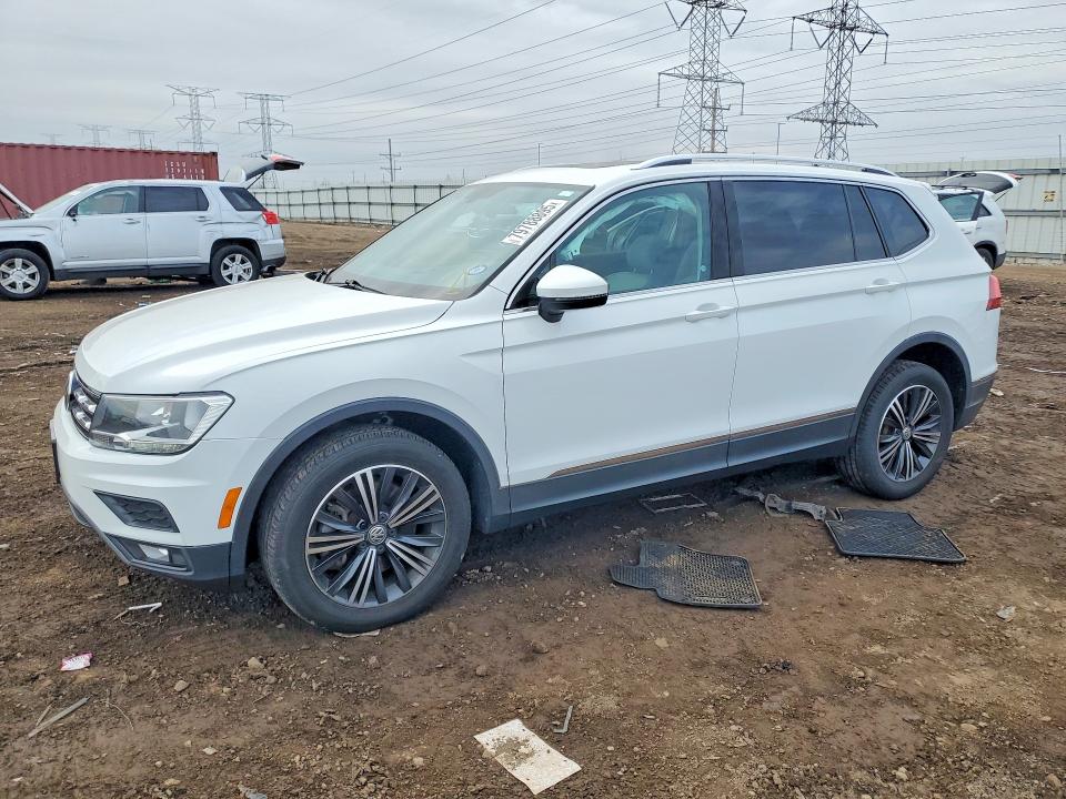 2018 VOLKSWAGEN TIGUAN — VIN 3VV2B7AX1JM082389
