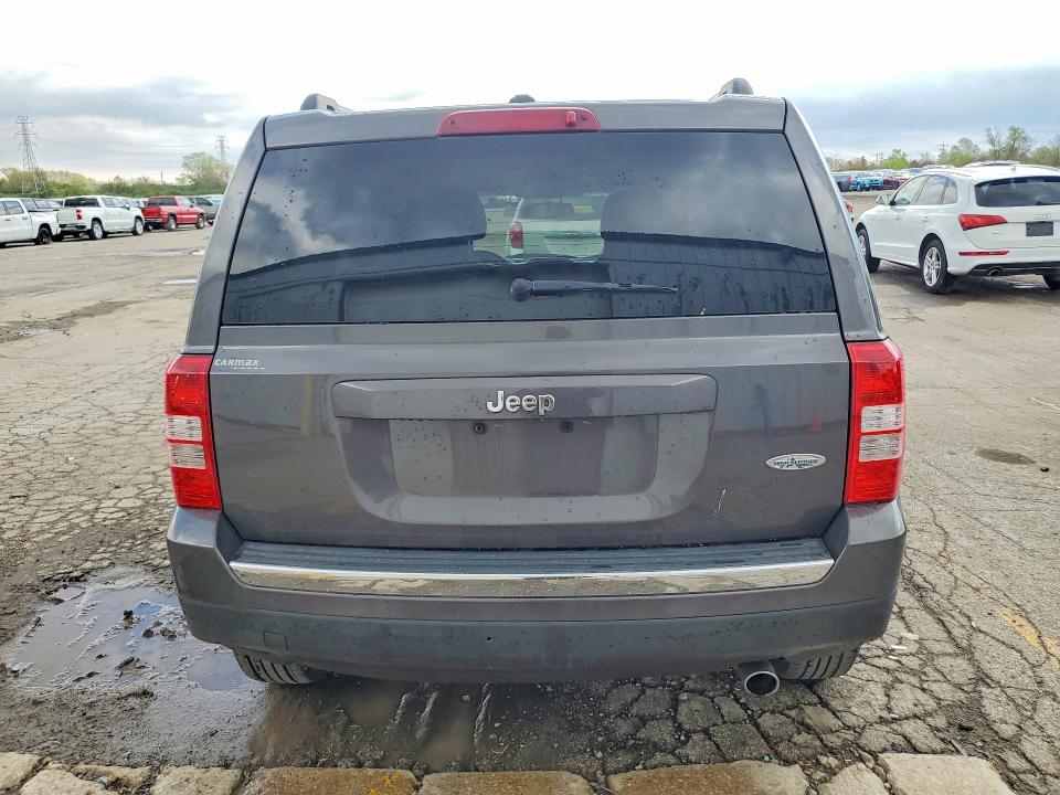 1C4NJPFA2HD209577