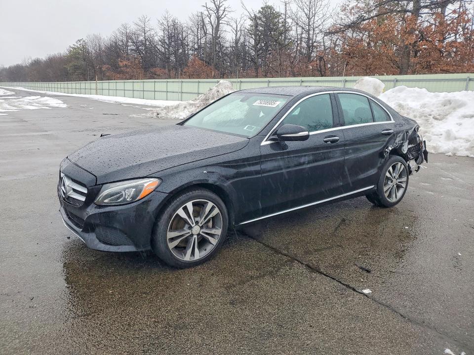2015 MERCEDES-BENZ C — VIN 55SWF4KB6FU021331