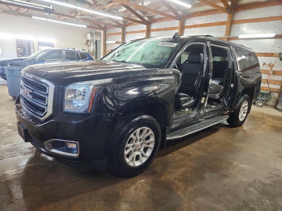 2017 GMC YUKON XL — VIN 1GKS2GKCXHR112688