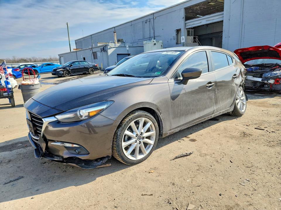 2017 MAZDA 3 — VIN JM1BN1M31H1149611