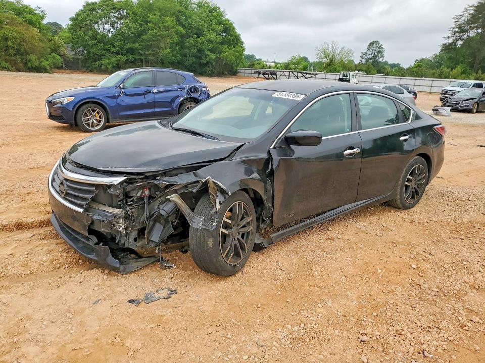 2015 NISSAN ALTIMA — VIN 1N4AL3AP4FC196126